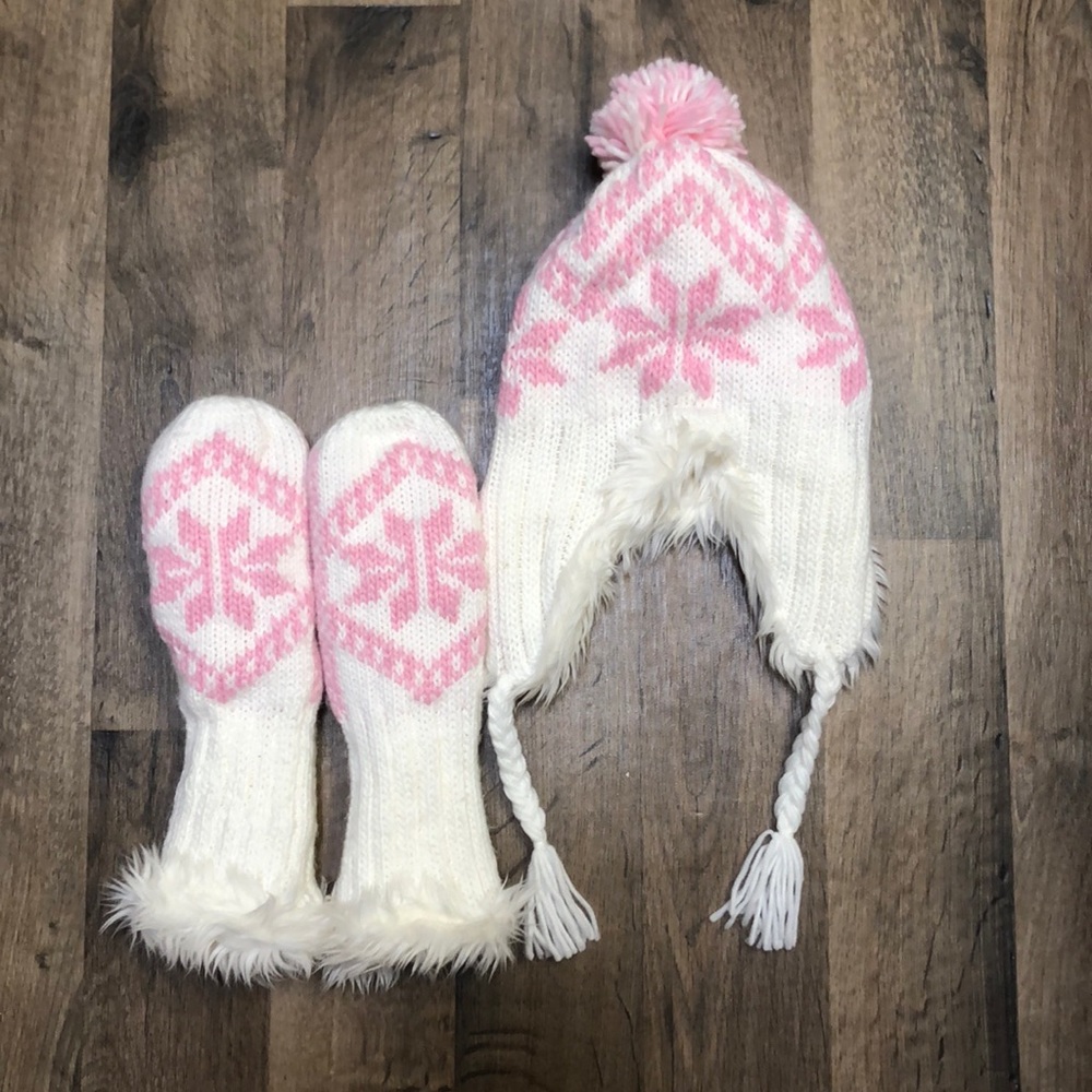 H&M pink/white snowflake pom pom hat